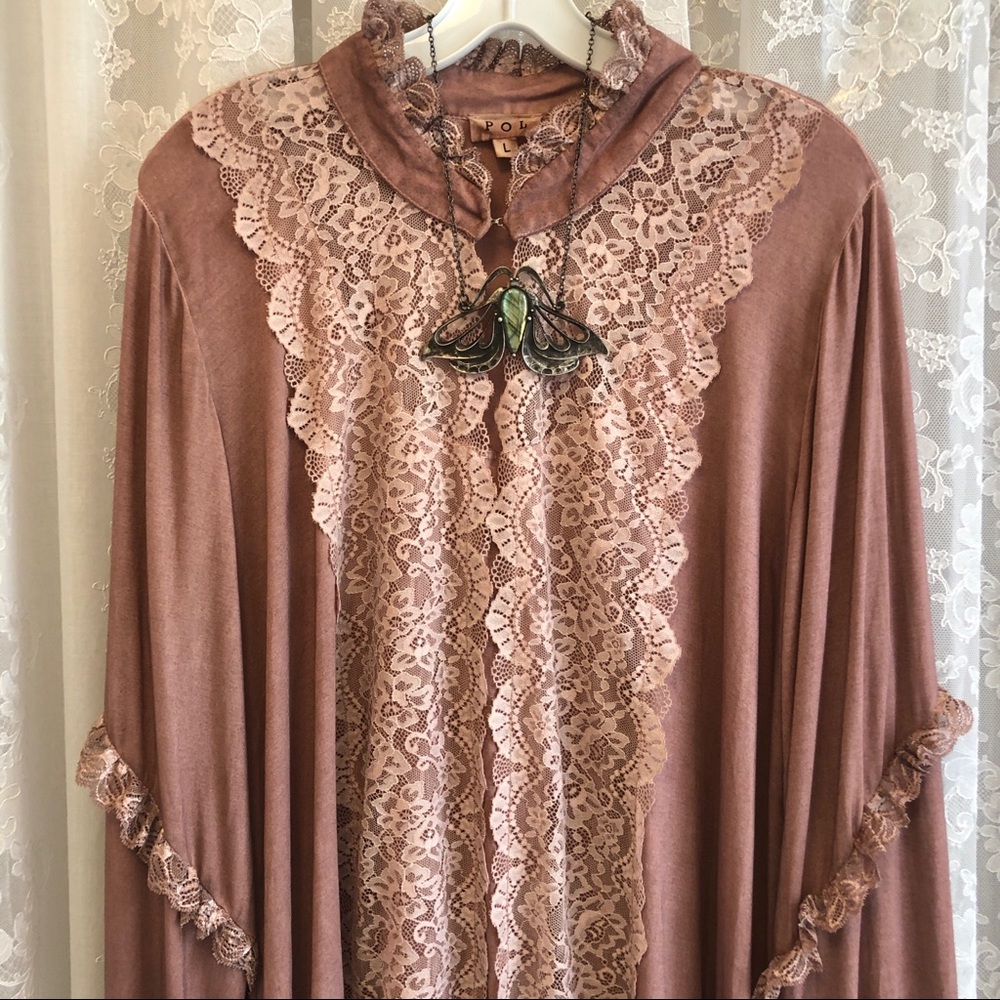 POL * NWOT Hand Dyed Dusty Pink Lace Top